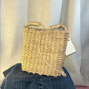 Woven Tan Bag‎